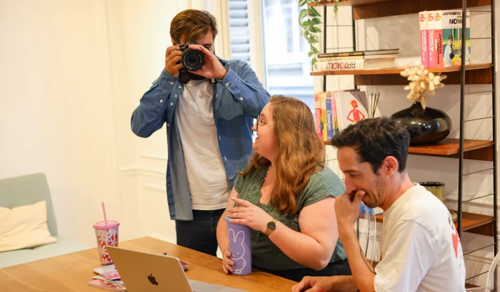 Coulisses d’un shooting photo professionnel en entreprise